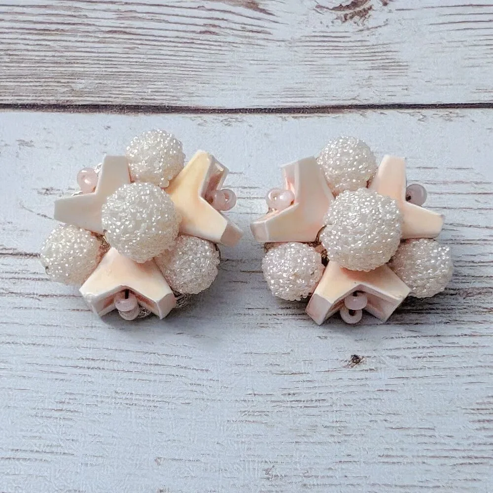 Vintage Clip On Earrings Light Peach Tone Unusual Cluster 7/8